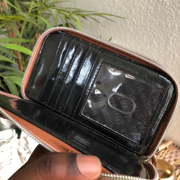 Steve madden brown leather wallet wristlet cardholder bag purse. Measurement in pics - Image 6