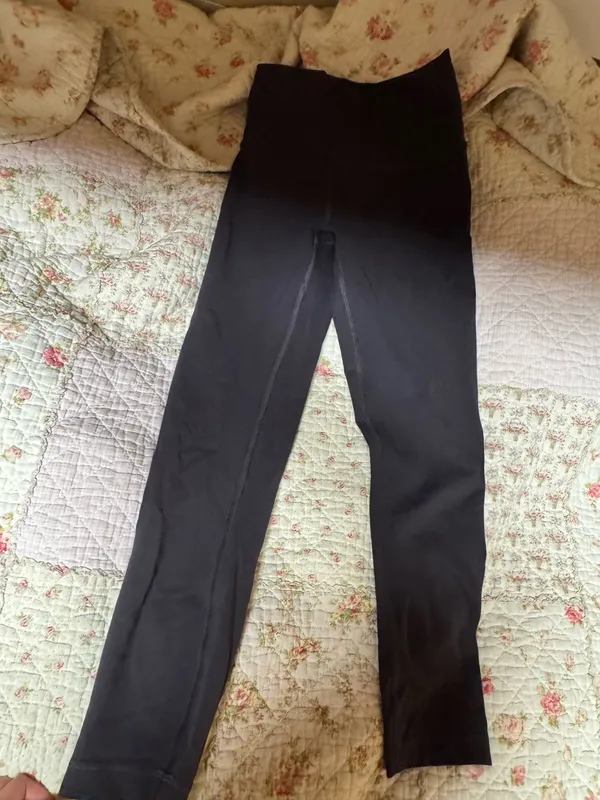 graphite gray lululemon wunder train cropped size 4 - Image 4