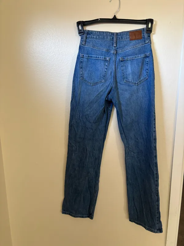 Hollister High-Rise Dad Jeans - Image 5