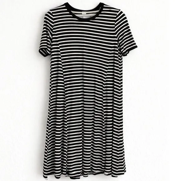 Abercrombie & Fitch Black & White Striped Dress Size M‎ Loose Fit Back Zip - Image 3