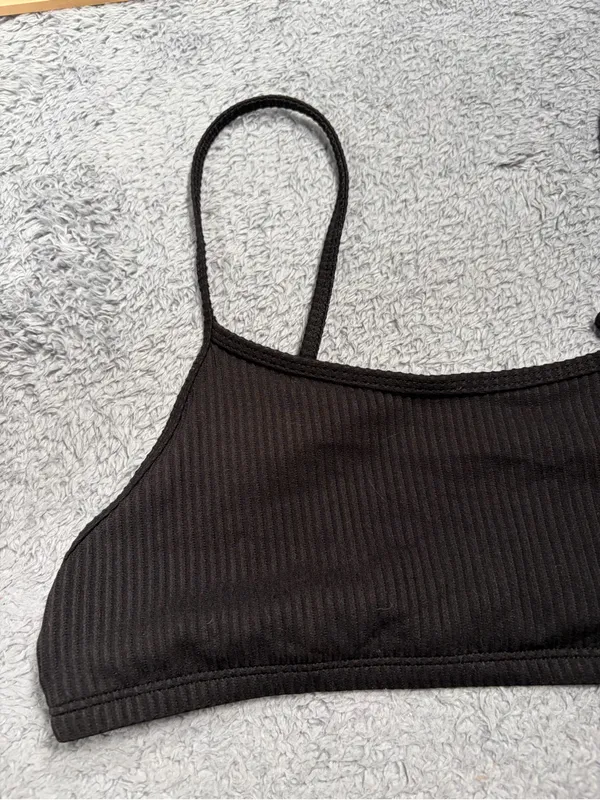 Halara ribbed bikini top swimsuit medium black - Image 3