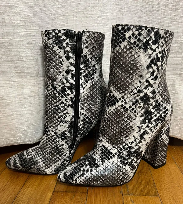 Pretty Little Thing Snakeskin Booties - Image 2