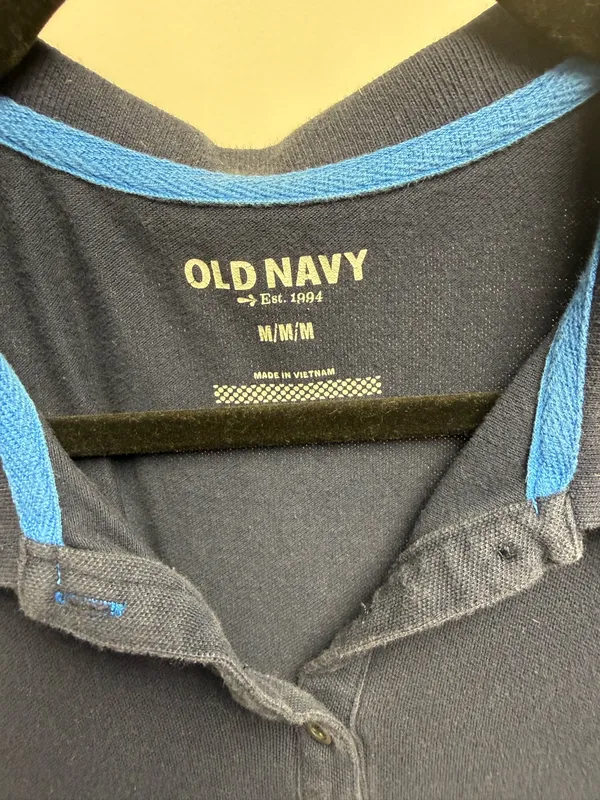 Old Navy Women's Navy Polo Shirt - Image 3