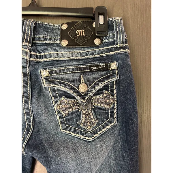 Miss Me Jean Rhinestone Embellished Cross Pocket Low Rise Bootcut 28x31 JP504689 - Image 5