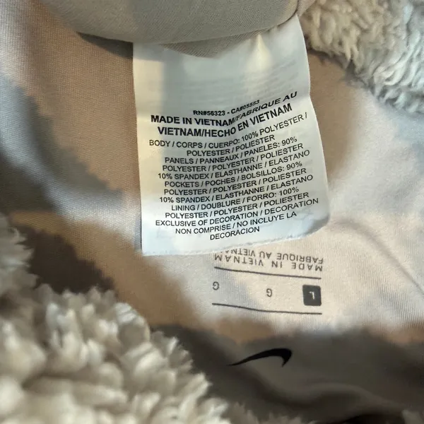 Nike large high neck sherpa sweater pullover SP 3665 - Image 2