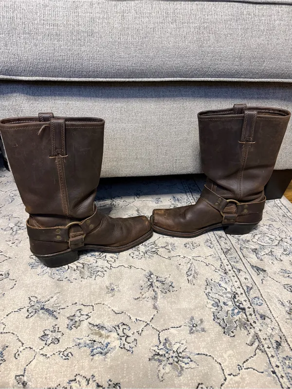 FRYE Harness 12R Boots in Smoke Brown - Image 6