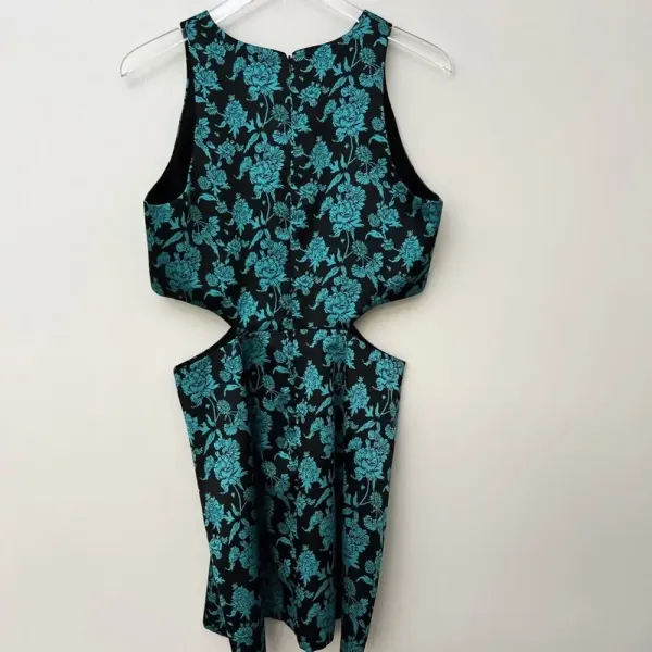 ANTHROPOLOGIE‎ HUTCH Brocade Cut Out Side Dress - Image 3
