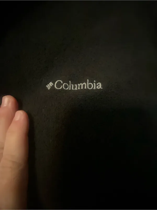 Columbia Black Fleece Jacket with White Logo Tag - Image 2