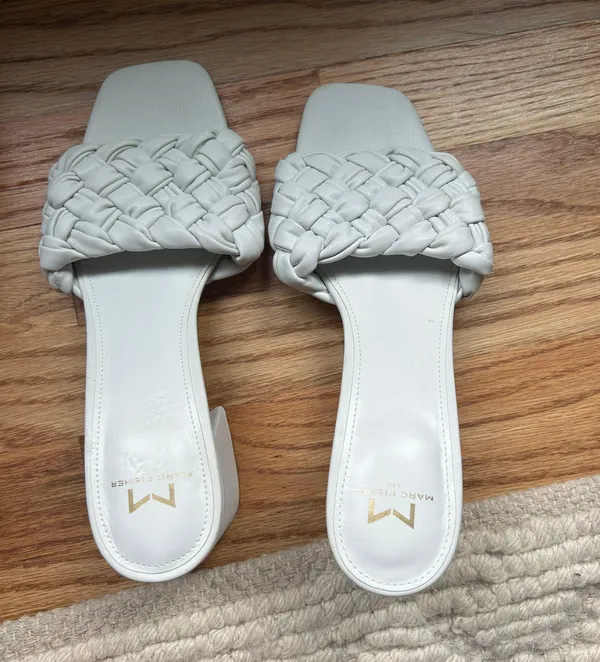 NWOT White Heels - Image 7