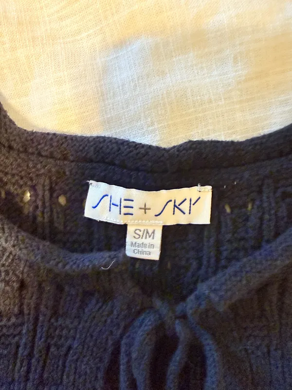 She & Sky Boutique Sweater - Image 3