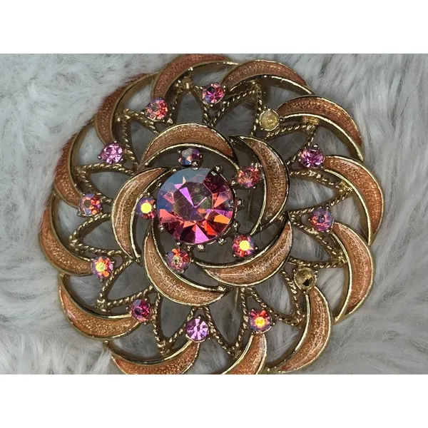 Vintage Gold Tone Aurora Borealis Rhinestone Sunburst Floral Brooch Pin 5cm - Image 3