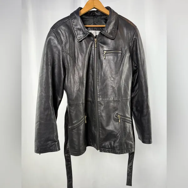 Vintage Valerie Stevens Lambskin Leather Belted Jacket‎ in Black Size Medium - Image 2