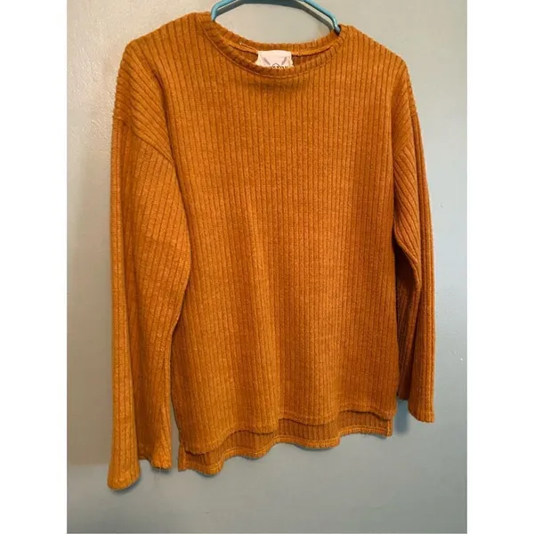Cotton Rye Outfitters Long Sleeve Crew Neck Bell Sleeve Sweater Size Large - Image 2