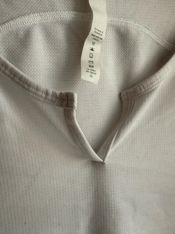 White Lululemon Long Sleeve - Image 3