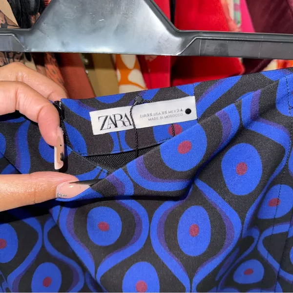 New Zara Blue Neoprene Geometric Print Midi Skirt XS - Image 13
