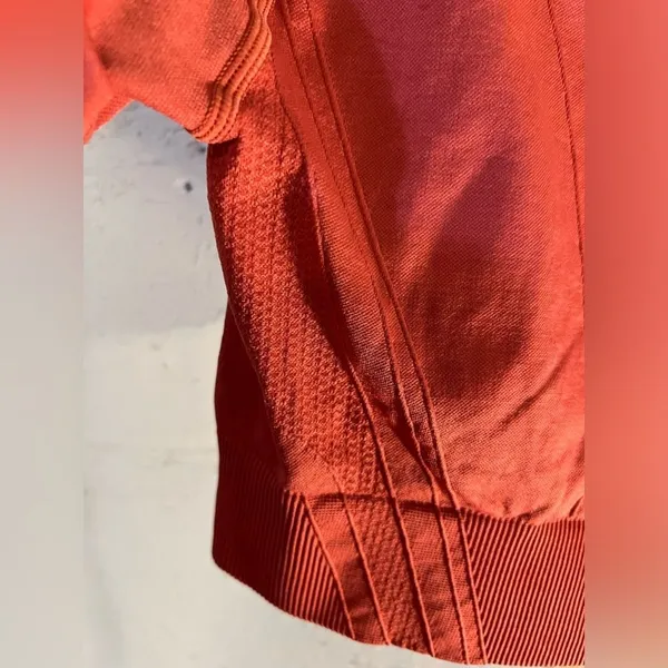 AYBL crop performance top NWOT beautiful brand -long sleeve crop-terracotta - Image 8