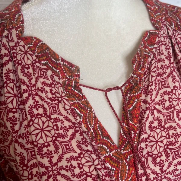 AKEMI + Kin ANTHRO Women's Humboldt Tunic Top Boho Red Floral Tasseled Medium - Image 13