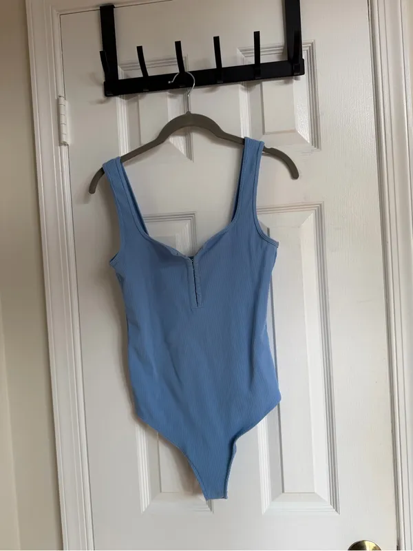 Abercrombie Soft A&F Blue Ribbed Hook & Eye Bodysuit M - Image 7