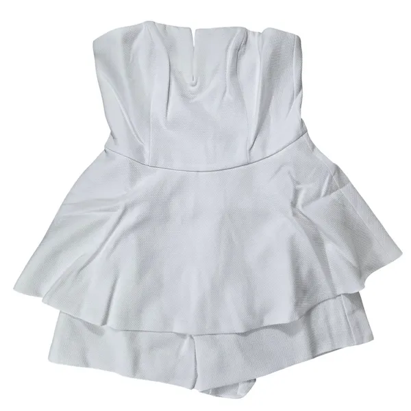 Lulus Where You Are White Strapless Romper Skort Y13152 Small NWT - Image 3