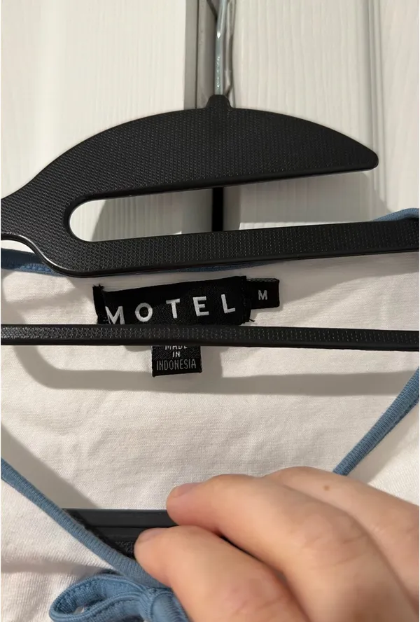 Motel White Top - Image 2