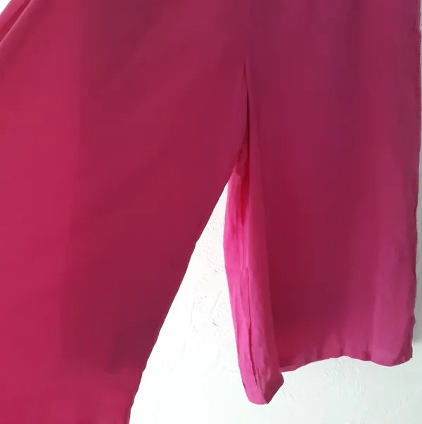 Mark Women's Medium Pink Capris Pants Lined - Image 4