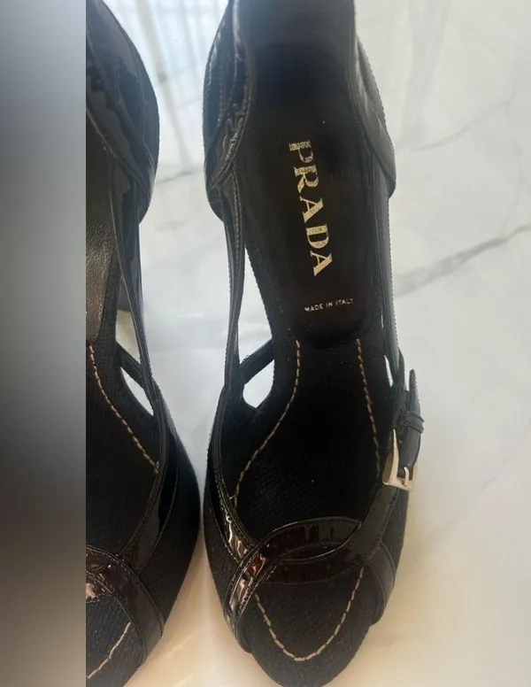 PRADA vero cuoio Sandals Heels sz 36 (6) - Image 2