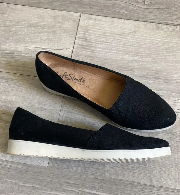 Life Stride Black & White Flats - Image 4
