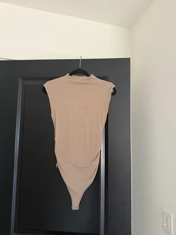 Abercrombie & Fitch high neck ruched bodysuit in taupe - Image 4