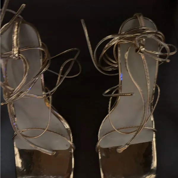 Elegant Gold Strappy Heels Size 7.5 - Image 2