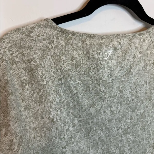 Gymshark Fleur Texture Long Sleeve Cropped Active Top - Image 5