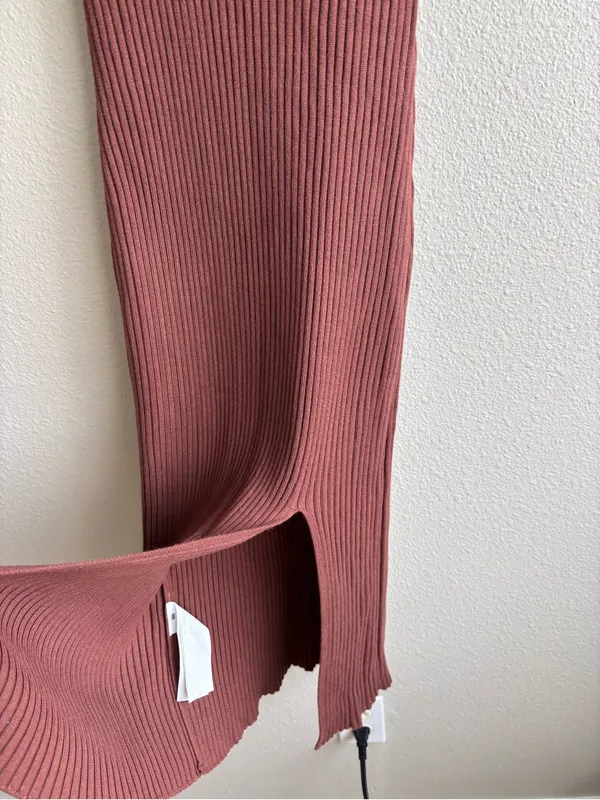 Abercrombie Ribbed V-Neck Knit Dress - Image 3