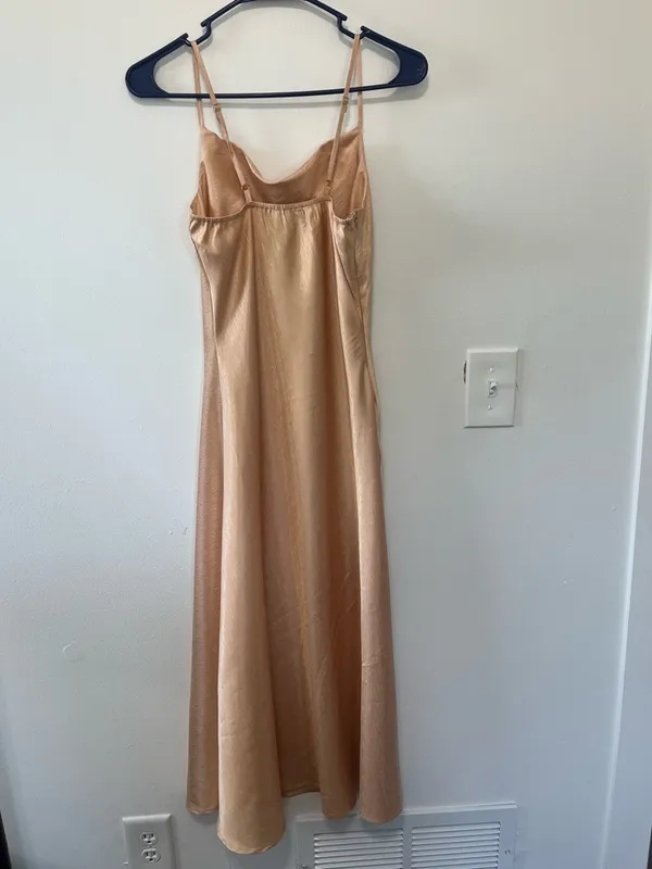 Anthropologie Flat White Champagne Slip Dress- Size Small - Image 3