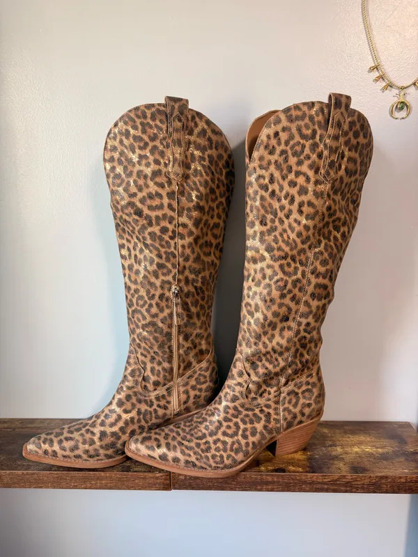 cowgirl boots - Image 2