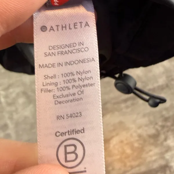 Athleta Summit Insulated Parka Coat in‎ Black Size Small - Image 8