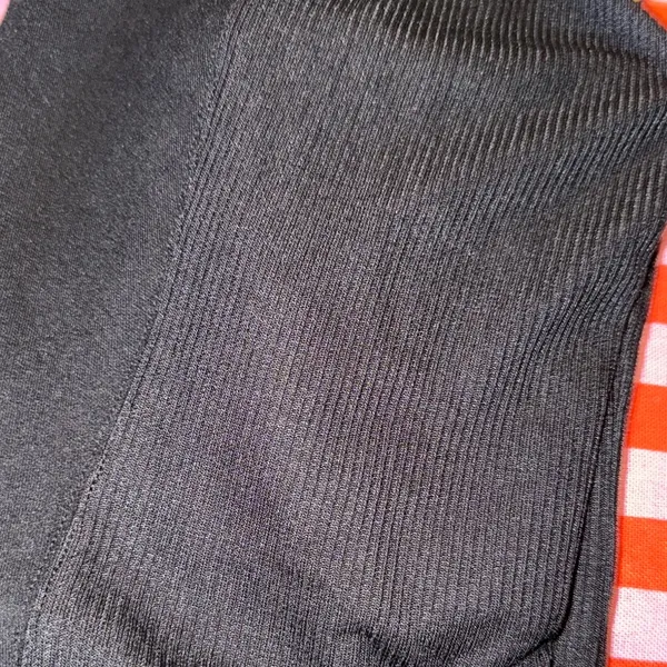 VSX
VSX Featherweight Knit Tank Top‎ Black Size M - Image 4