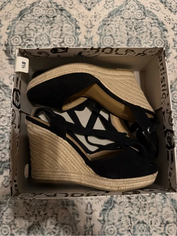 Brash Classic Black Women’s Lace-Up Wedges - Image 5