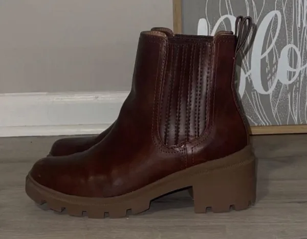 Universal Thread Naya Heeled Chelsea Boots- Brown - Image 7