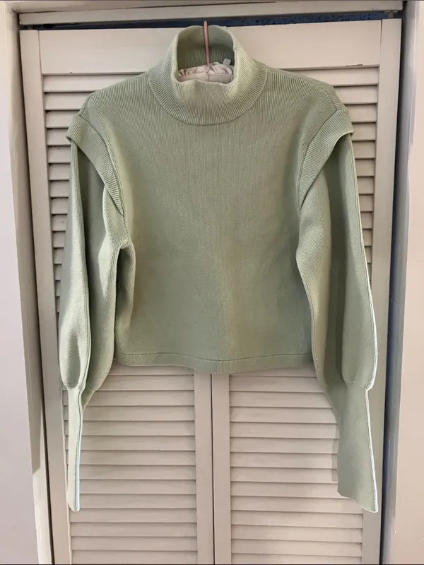 Jonathan Simkhai Structured Shoulder Pistachio Green Sweater Medium - Image 2