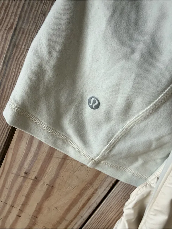 Lululemon Kanto Catch Me Run Jacket size 10 - Image 6