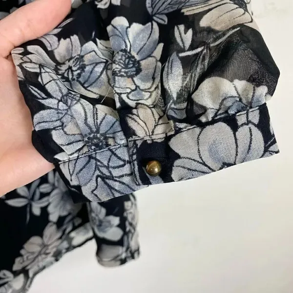Luna Project Black & White Floral Long Sleeve Pintucked Blouse Size M - Image 3