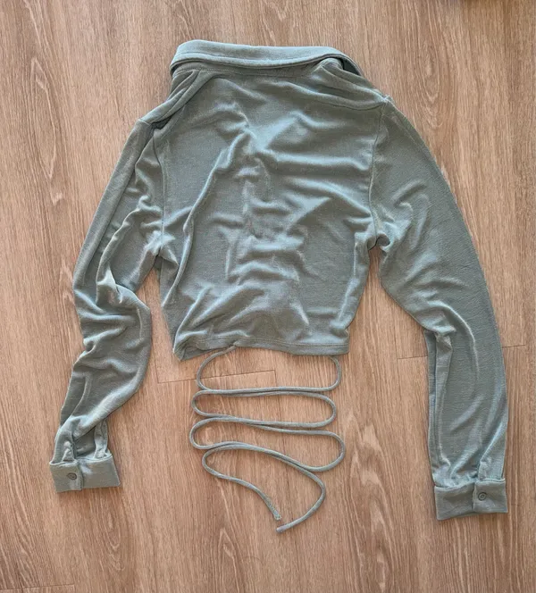 Hello Molly Crop Top - Image 3