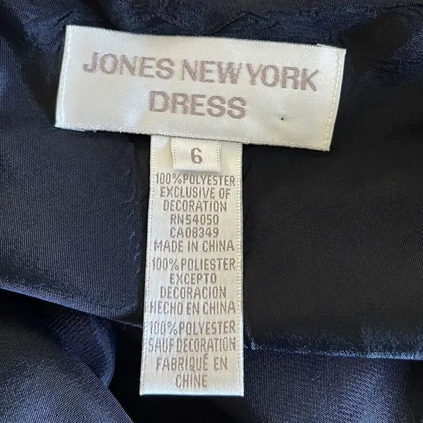 Jones New York Black Dress Size‎ 6 Classic. Midi length. - Image 6