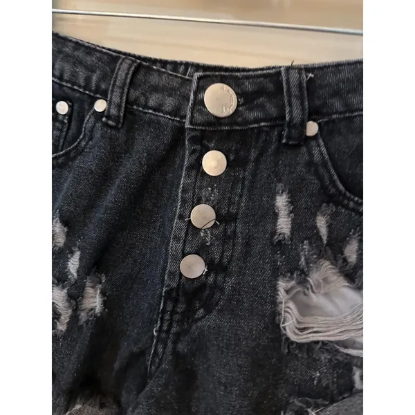 Vestique Faded Black Button Up Rolled Cutoff Jean Shorts Women's Sz Medium - Image 2