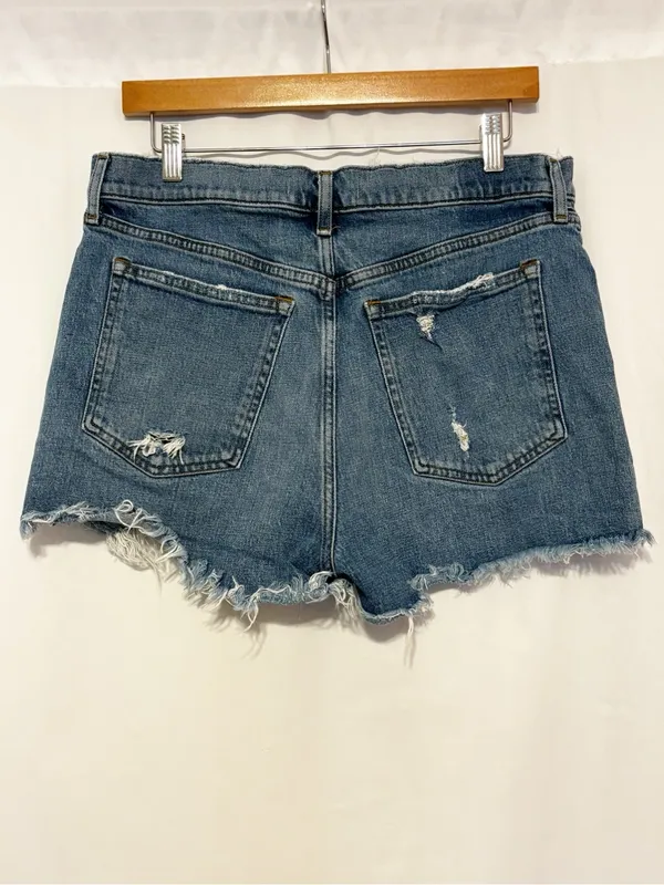 Abercrombie & Fitch The Mom Short High Rise Distressed Medium wash size 12 - Image 2