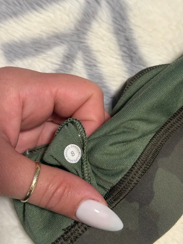 Lululemon Sports Bra Y - Image 4