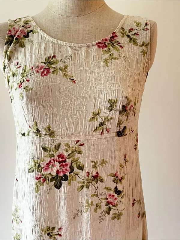 Dress Barn Vintage Sleeveless Cream Floral jacquard Midi Dress with Pink Roses - Image 2