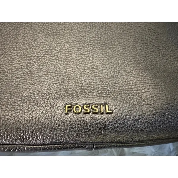 Fossil Piper Toaster‎ leather crossbody bag in a metallic taupe/bronze - Image 4