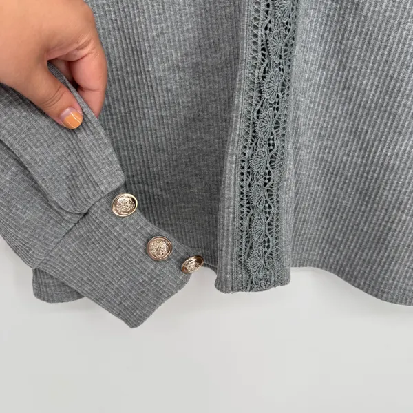 Gray Ribbed Long Sleeve Lace Trim V-Neck Button Cuff Casual‎ Top Women's L - Image 5