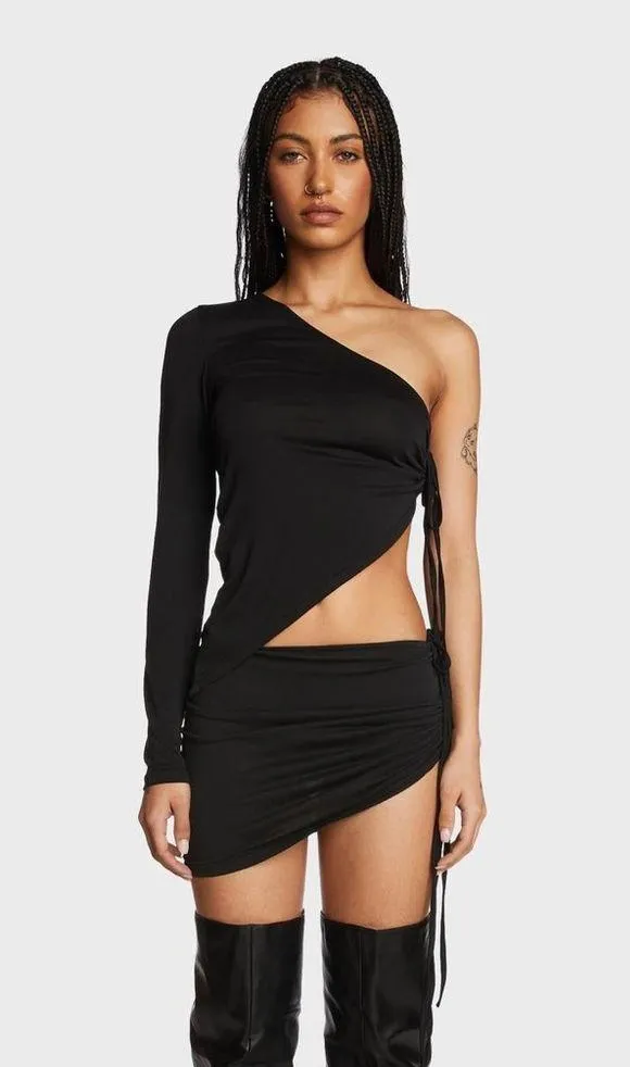 Edikted Dolls Kill Franki Long Sleeve Asymmetric Crop Top Black XL - Image 4