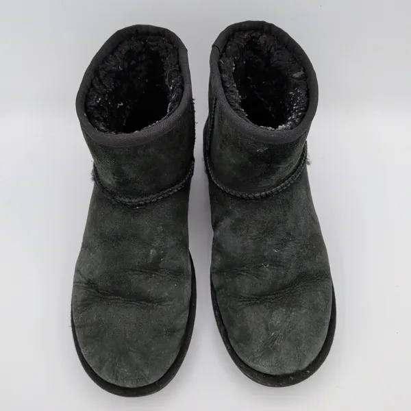 UGG Classic Mini‎ II Black Suede Sheepskin Boots 1016222 Womens Size 9 - Image 4